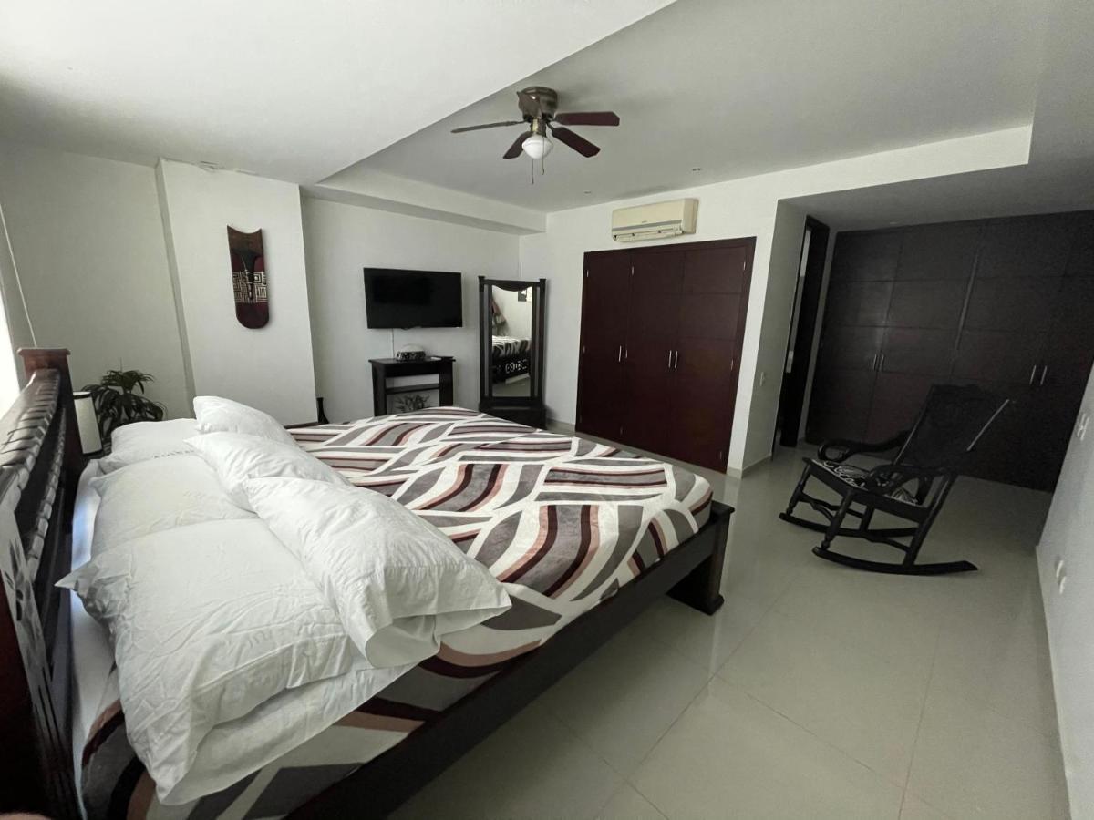 Cartagena Beach Front Apartments Dış mekan fotoğraf