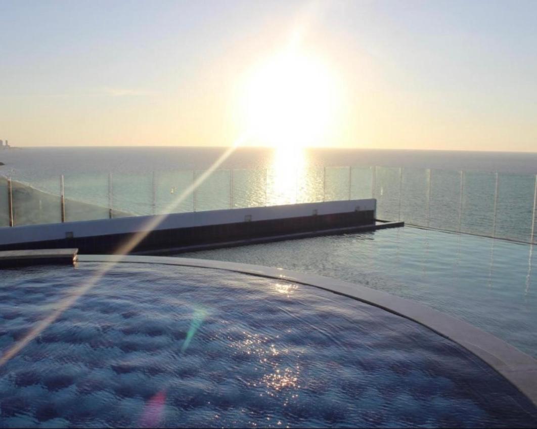 Cartagena Beach Front Apartments Dış mekan fotoğraf