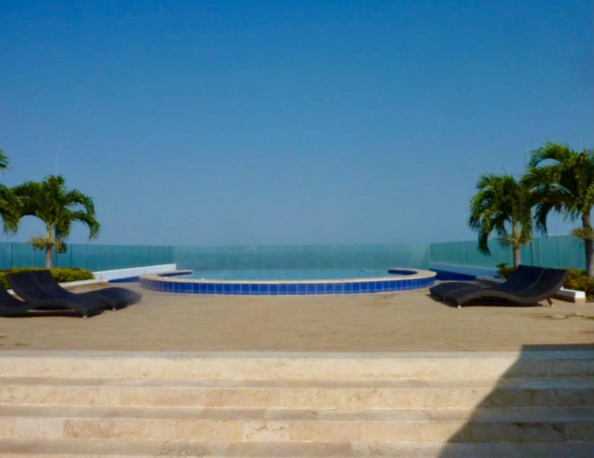 Cartagena Beach Front Apartments Dış mekan fotoğraf
