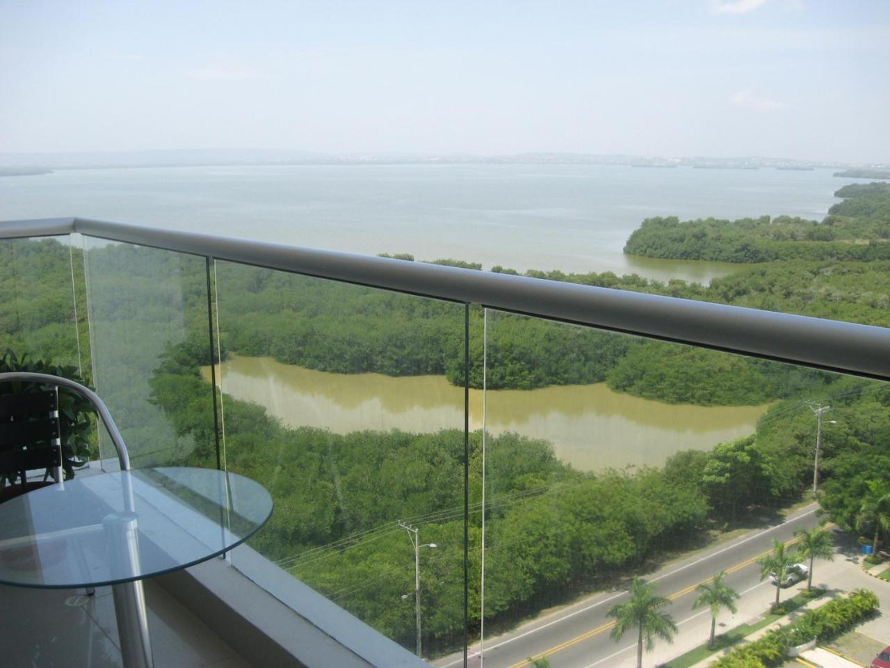 Cartagena Beach Front Apartments Dış mekan fotoğraf